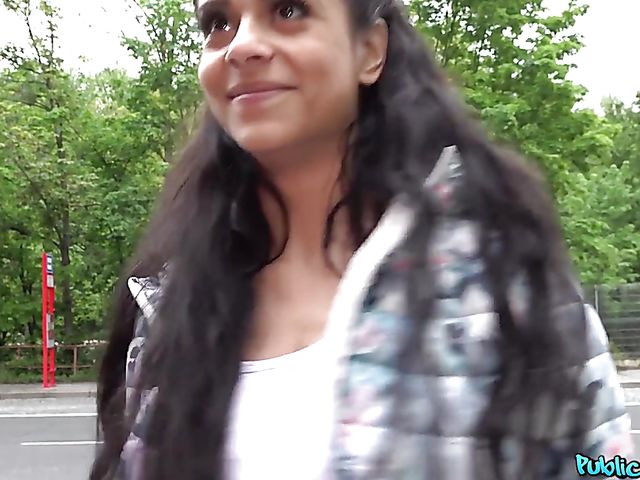 Street sex with dark-haired Czech Sandra Soul 