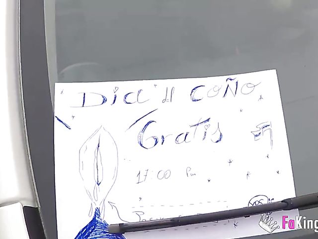 Two girls gangbang with pink-haired Tania Teen and chocolate Davinia