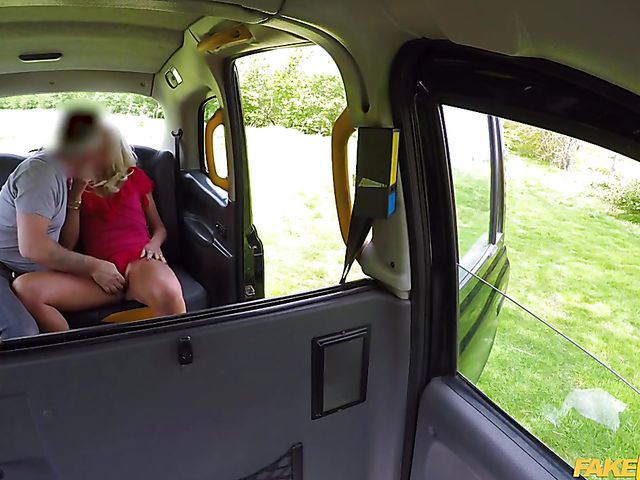 Fake taxi anal with mature whore Ellen