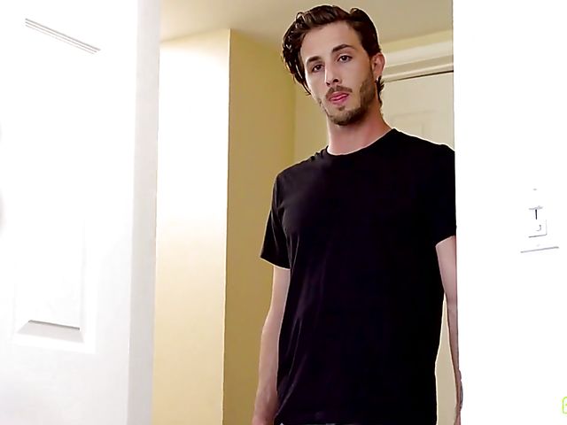 FFM stepsis threesome with Kenzie Reeves and Vanna Bardot