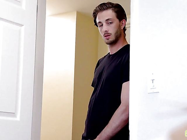 FFM stepsis threesome with Kenzie Reeves and Vanna Bardot