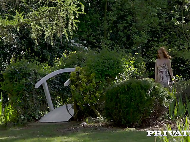 Photographer fucks redhead Ella Hughes outdoors