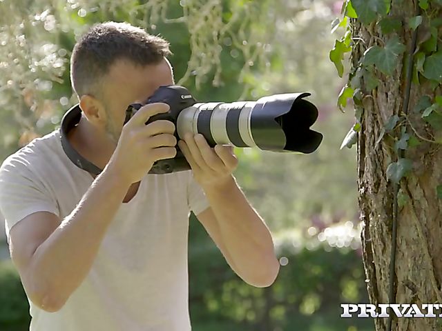 Photographer fucks redhead Ella Hughes outdoors