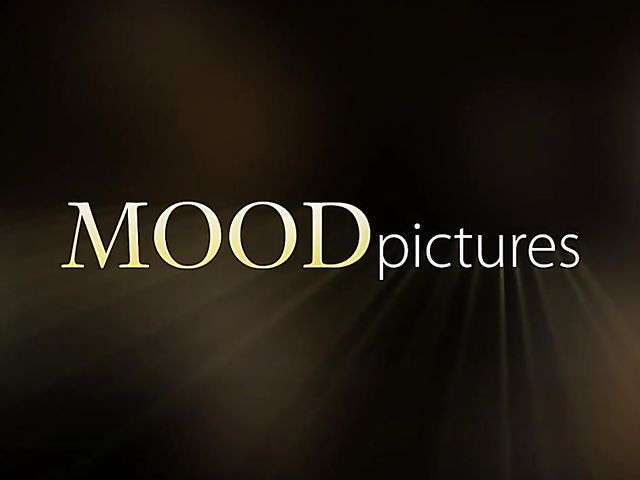 Extreme whipping for screaming slave girls