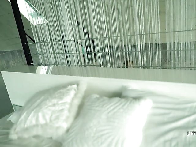 POV ass fuck in the morning with Colombian hottie Veronica Leal