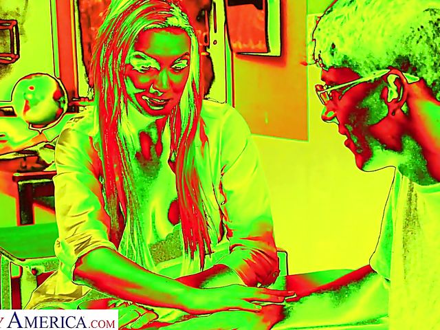 Nerd's first sex teacher Kenzie Taylor is a busty one