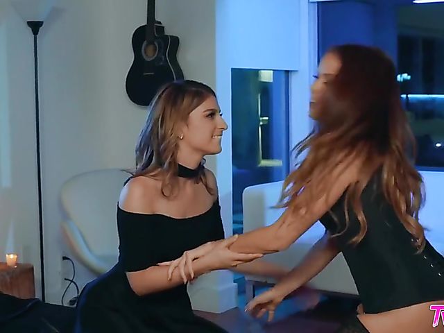 Megan Rain & Kristen Scott - Lesbian love in the candlelight