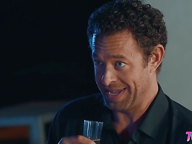 Megan Rain & Kristen Scott - Lesbian love in the candlelight