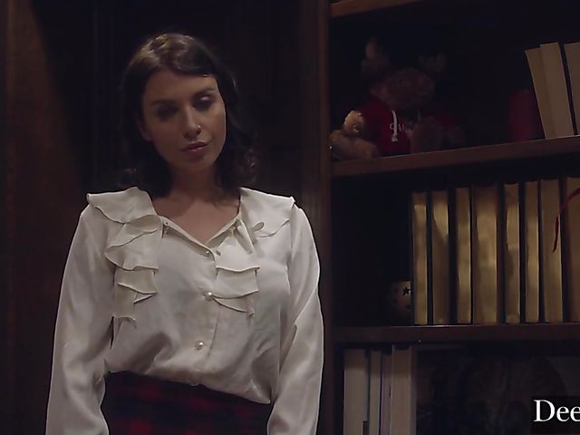 Ivy Lebelle - Secretary anal drilled by her kinky boss