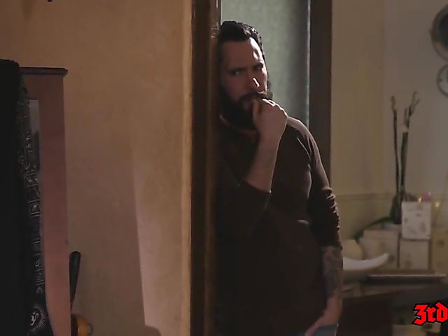 Shaved asian hotel maid Cindy Starfall gets rammed 