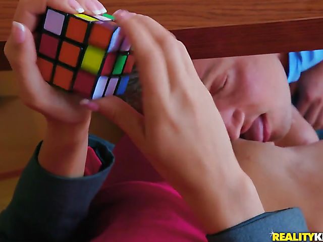 Teen fuck with very pretty speedcuber Emily Willis 