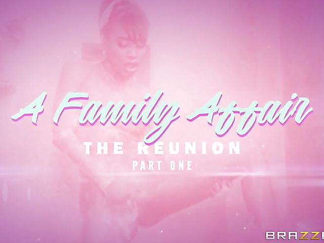 Interracial shower bang with Demi Sutra and Van Wylde