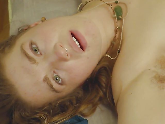 Australian solo girl next door Pixie Faye masturbates