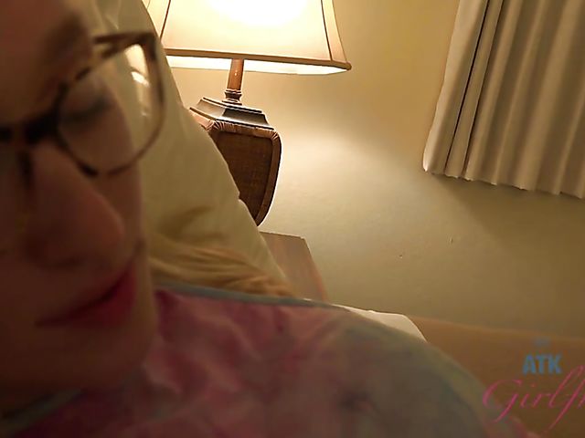  Victoria Gracen - Girl with glasses POV sex video