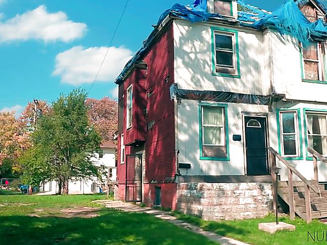 Handmaidens XXX parody with adorably cute Carolina Sweets