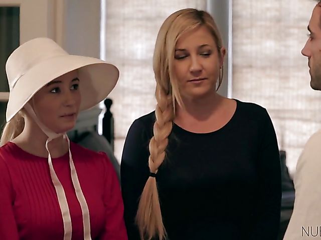 Handmaidens XXX parody with adorably cute Carolina Sweets