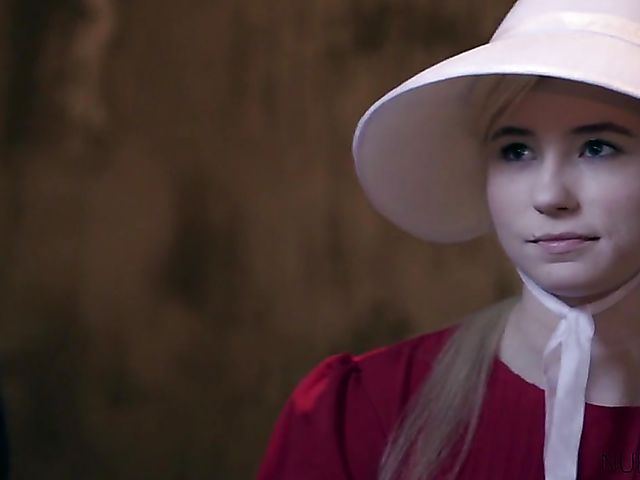 Handmaidens XXX parody with adorably cute Carolina Sweets