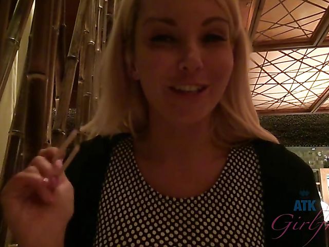 Hot POV session with pretty-faced blonde Aaliyah Love 