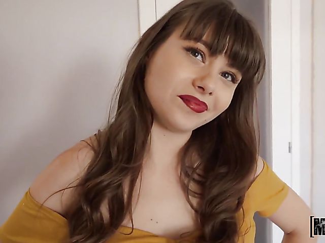 Hairy anal addict Luna Rival gets her young butt pounded