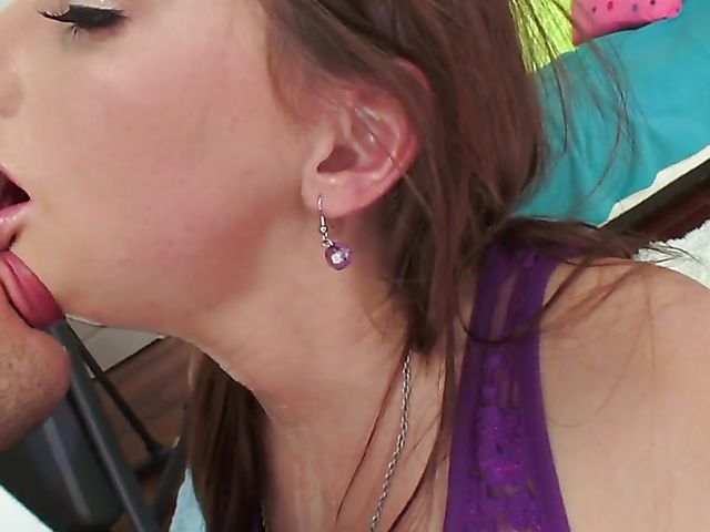 Cute Hope Howell anal penetrated up close and personal