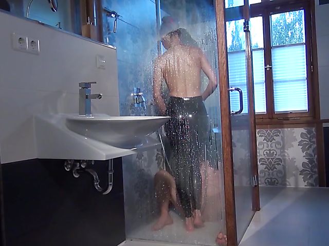 Female domination and latex worship in the shower with dominatrix Susi