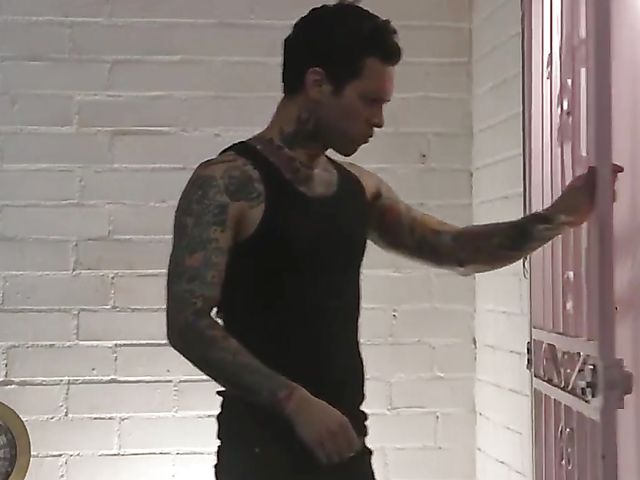 Anal bondage with big breasted Ivy Lebelle and heavily tattooed Small Hands 