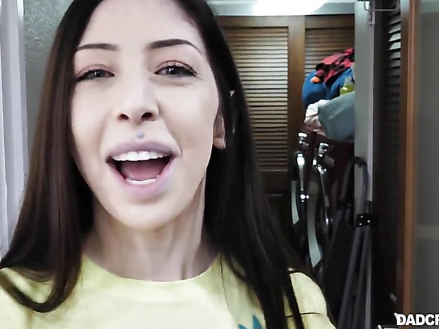 Harlowe Blue - Dirty stepdad helps his big tits daughter POV