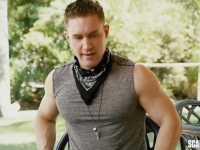 Backyard hardcore threesome with squirting Karla Kush and busty Luna Star