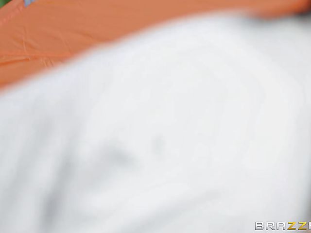 Busty outdoor fuck with extremely hot camper Alice Judge