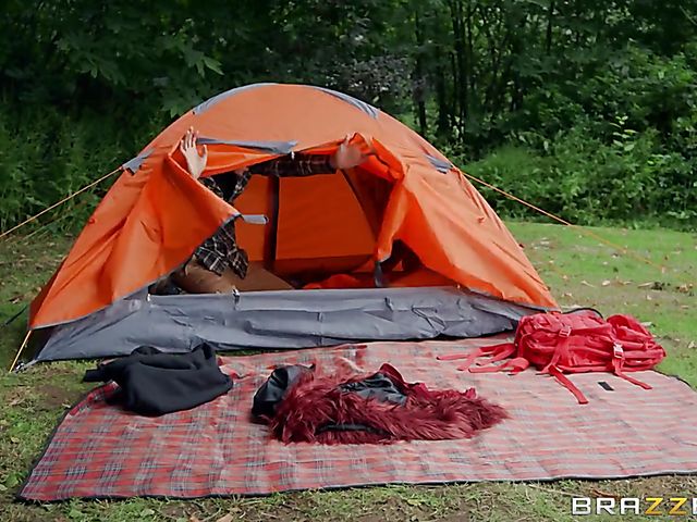 Busty outdoor fuck with extremely hot camper Alice Judge