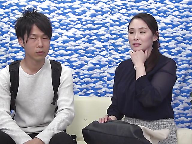 Japanese facial after quick blowjobs with real asian couples