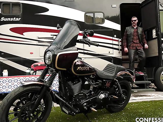 Kenzi Ryans' outdoor quickie with dirty older biker