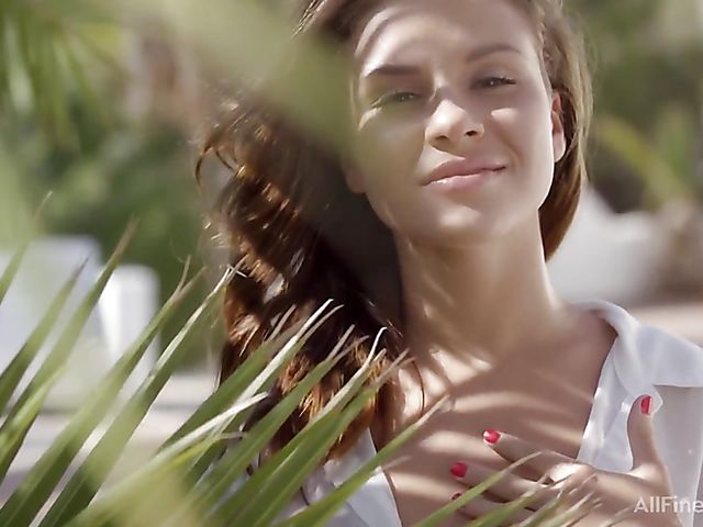 Poolside sex outdoors with fresh teen Ulia