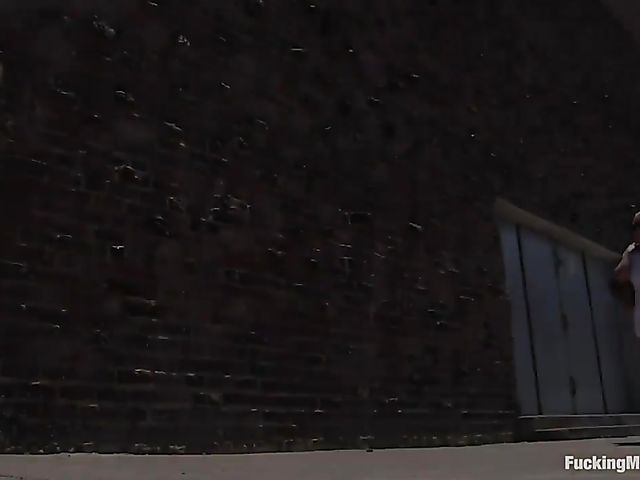 Fucking machine bondage with screaming blonde Brooke Belle