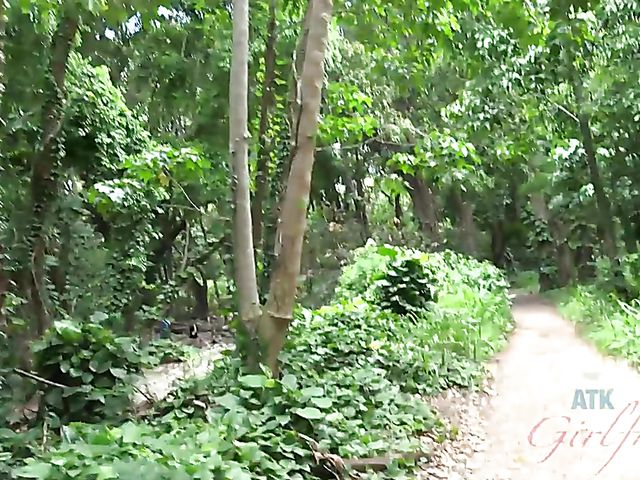 Outdoor POV blow and fuck by the ocean with his girlfriend Melody Marks