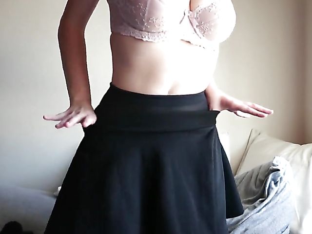 Short hair amateur with big titties gets naked and fingers her amazing pussy