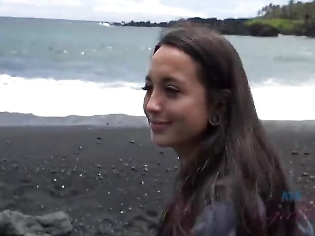 Mi Ha Doan gets her wet pussy fingered in the car