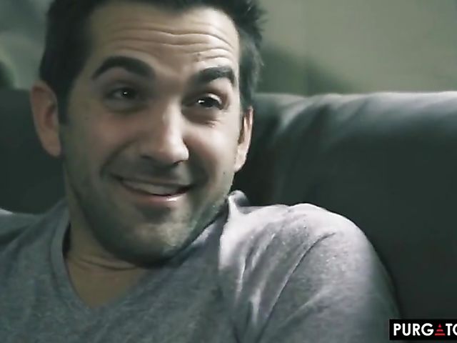 Jaye Summers - Blowjob threesome with her husband's friend