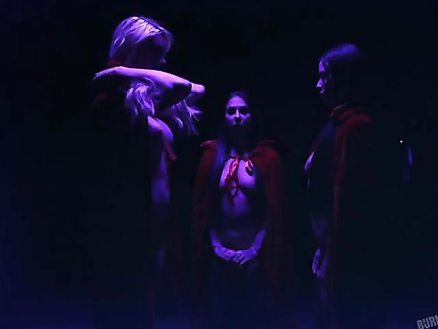 Latex boots anal with tattooed freak Joanna Angel