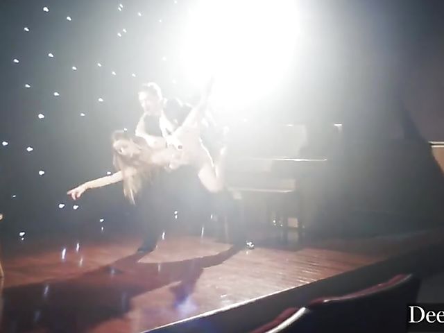 Ballerina sex on stage with slender Vanna Bardot