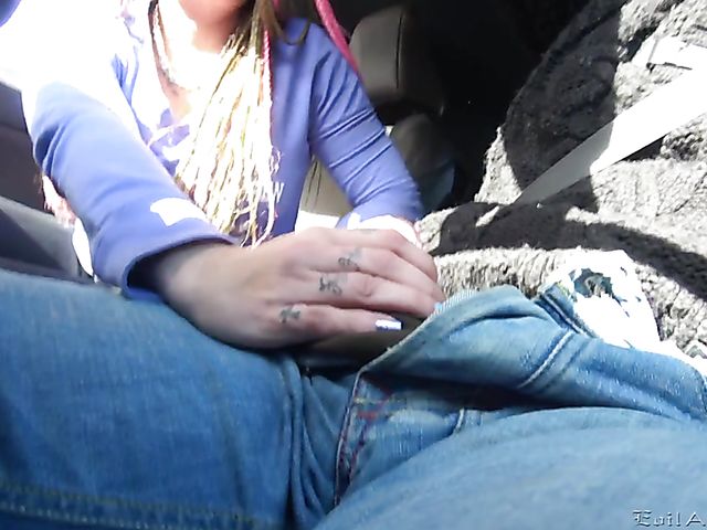 Alternative tattoo MILF Ronda Strong blows in the car and gets railed in bed