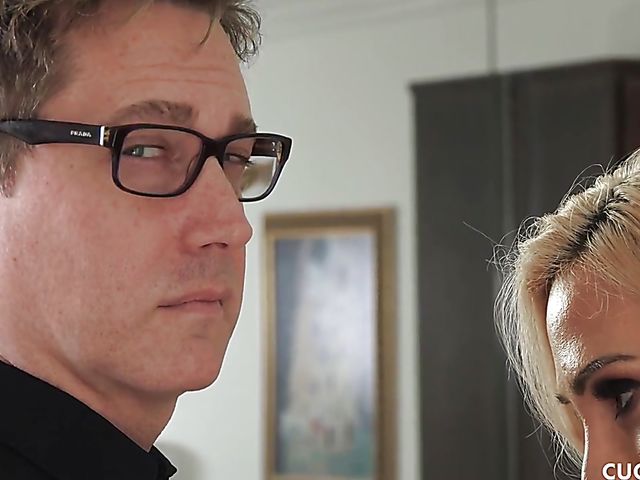 Sarah Jessie - Inked cuckold blonde with sexy tits gets pounded