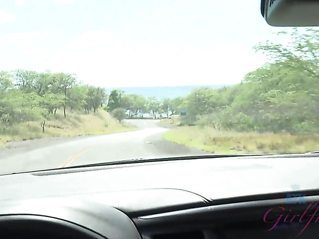 Underwater pussy of his skinny dipping girlfriend Victoria Gracen