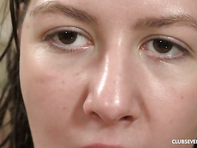 Swimming pool sex with easy teen Alessandra Amore