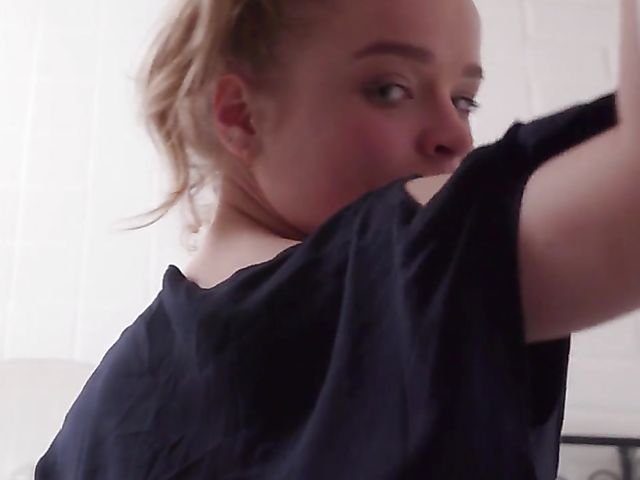 Alexa Flexy - Shower masturbation with her playful fingers 