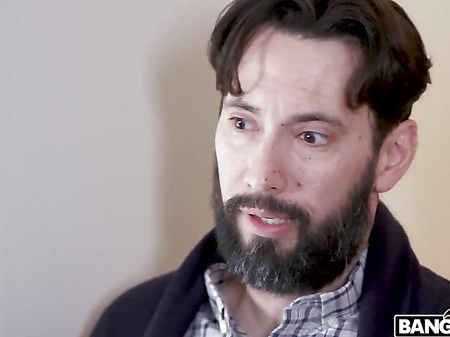 Rough fuck with teen Gia Derza and brutal Tommy Pistol