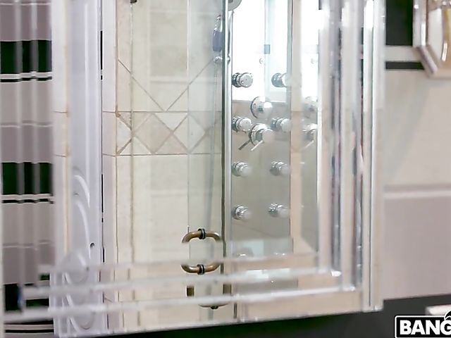 Rough fuck with teen Gia Derza and brutal Tommy Pistol