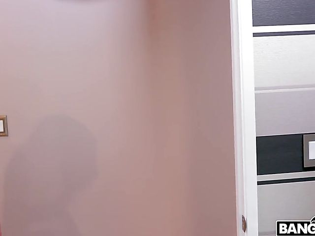 Rough fuck with teen Gia Derza and brutal Tommy Pistol