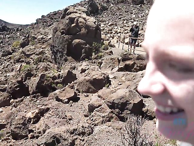 Teen bikini girl Kate Bloom diving and showing her twat in the car