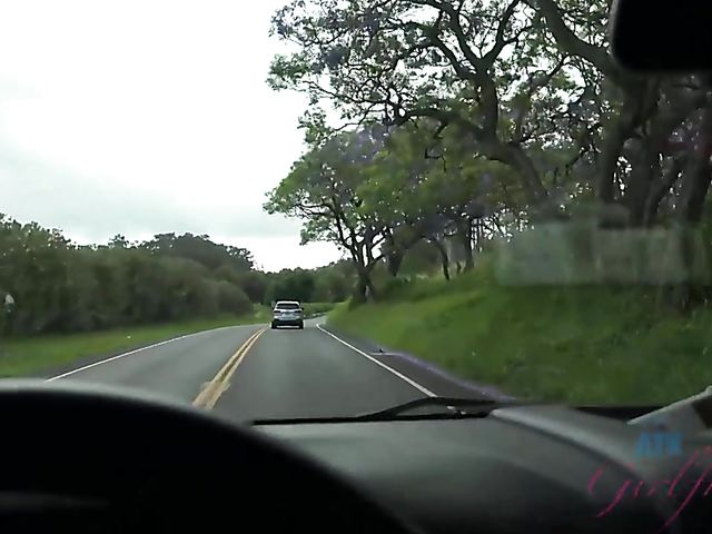 Teen bikini girl Kate Bloom diving and showing her twat in the car